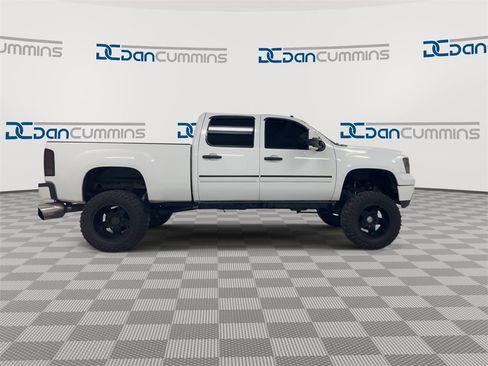 Used 2014 GMC Sierra 2500 Denali image 9
