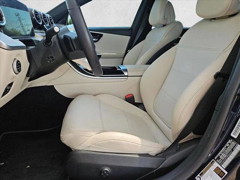 Used 2022 Mercedes-Benz C 300 Sedan image 17