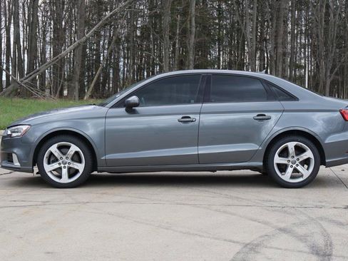 Used 2017 Audi A3 2.0T Premium w/ Convenience Package image 2