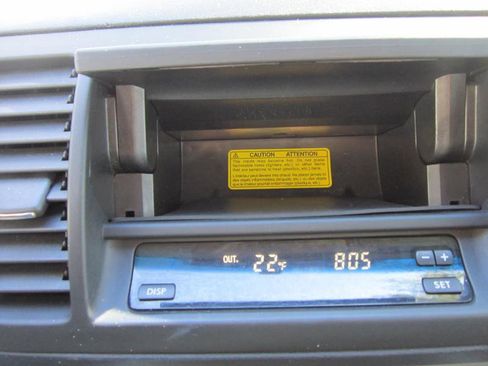 Used 2009 Subaru Legacy 2.5i Limited image 19