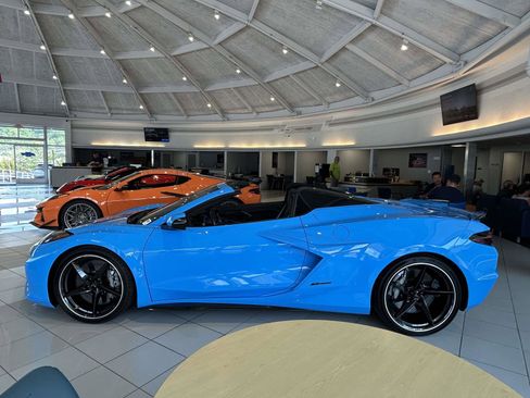 Used 2024 Chevrolet Corvette E-Ray w/ Stealth Interior Trim Package AWD/4WD image 6