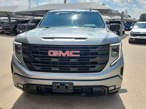 Used 2025 GMC Sierra 1500 Elevation image 6