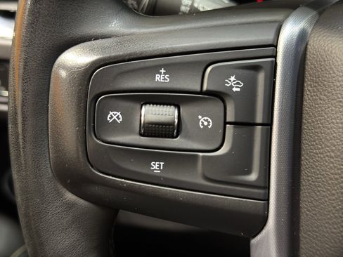 Used 2023 GMC Yukon SLT image 24