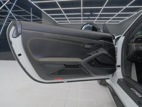 Used 2019 Porsche 911 GT3 RS RWD image 43