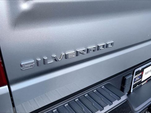 Used 2024 Chevrolet Silverado 1500 LT Trail Boss w/ LT Trail Boss Premium Package image 30