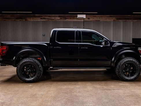 Used 2025 Ford F150 Raptor image 11