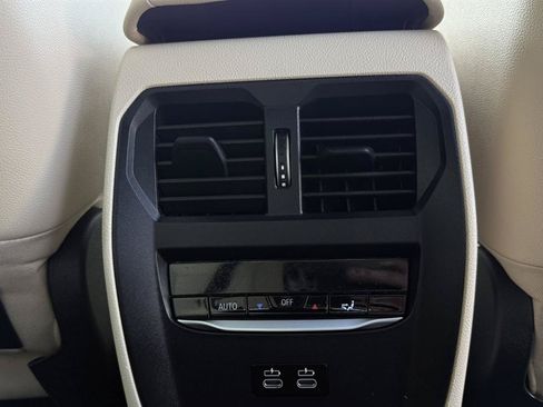 Used 2023 BMW i4 eDrive35 w/ Premium Package RWD image 37