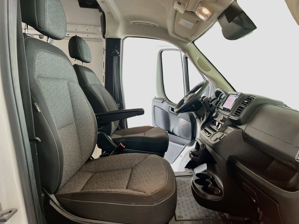 Used 2025 RAM ProMaster 2500 w/ Convenience Group FWD image 25