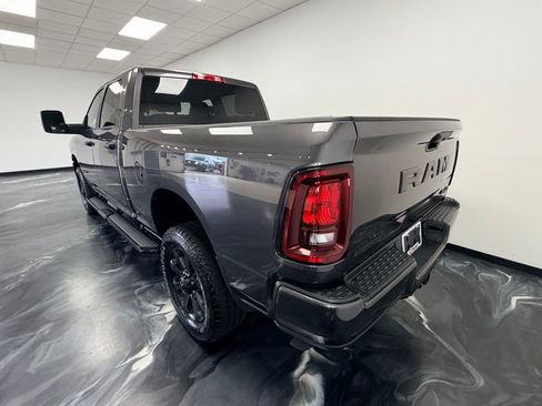 Used 2025 RAM 2500 Big Horn AWD/4WD image 19