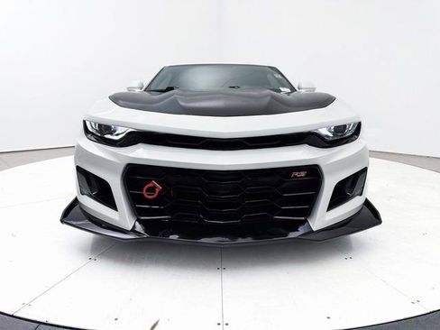 Used 2020 Chevrolet Camaro LT w/ RS Package image 13