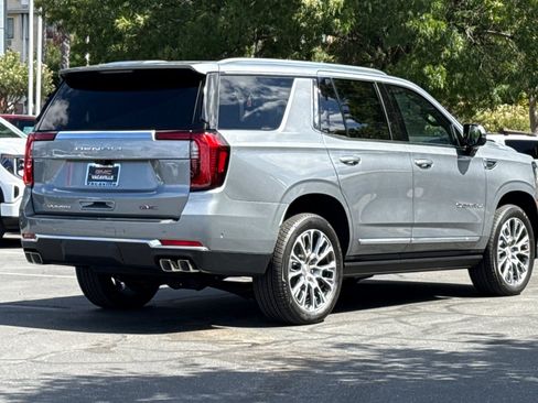 New 2026 GMC Yukon Denali w/ Denali Reserve Package AWD/4WD image 5