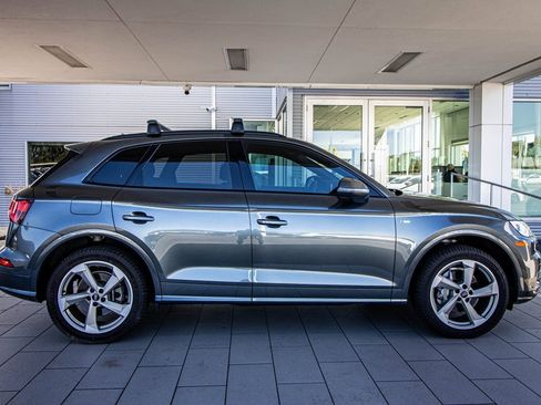 Used 2020 Audi Q5 2.0T Titanium Premium Plus w/ Premium Plus Package image 20