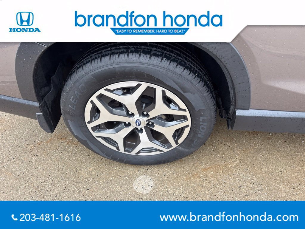 Used 2024 Subaru Forester Premium AWD/4WD image 33