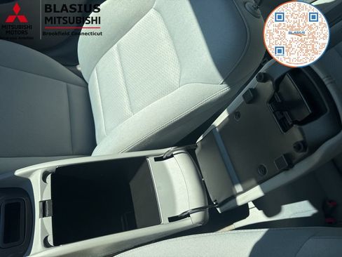 Used 2018 Chevrolet Malibu Hybrid FWD image 27