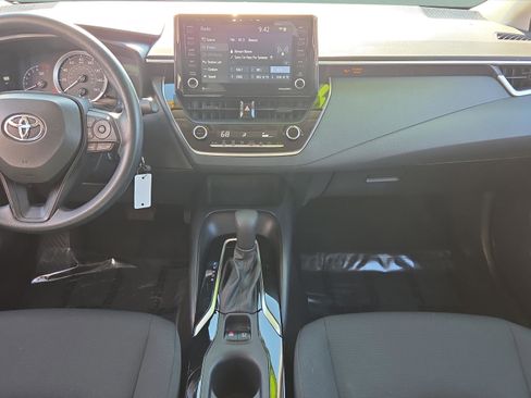 Used 2022 Toyota Corolla LE image 13
