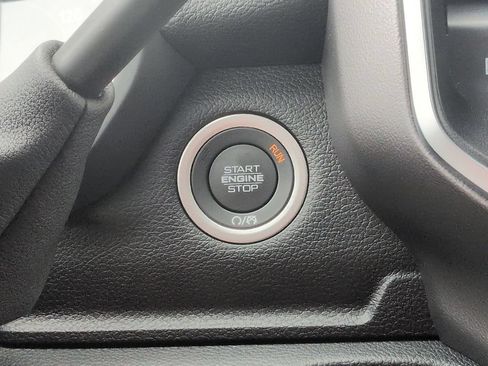 New 2026 RAM 3500 Big Horn AWD/4WD image 26