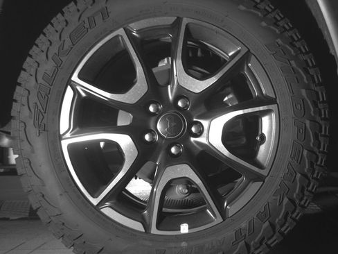 Used 2025 Jeep Compass Trailhawk AWD/4WD image 15
