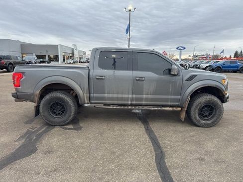 Used 2018 Ford F150 Raptor w/ Equipment Group 802A Luxury image 9