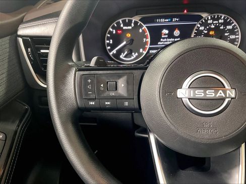 Used 2022 Nissan Rogue SV image 22