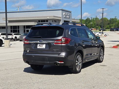 Used 2020 Subaru Ascent Limited w/ Technology Package AWD/4WD image 6