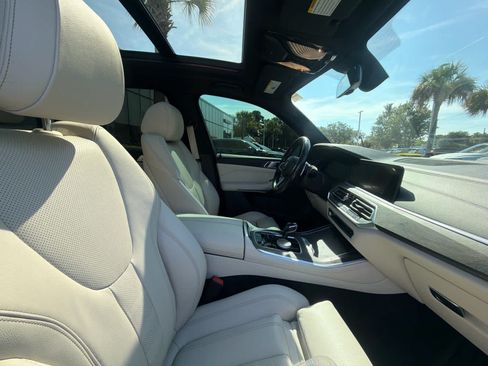 Used 2020 BMW X5 sDrive40i w/ M Sport Package RWD image 22