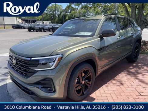 New 2026 Volkswagen Atlas Cross Sport SEL R-Line AWD/4WD image 1