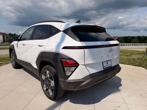 Used 2025 Hyundai Kona SEL AWD/4WD image 7