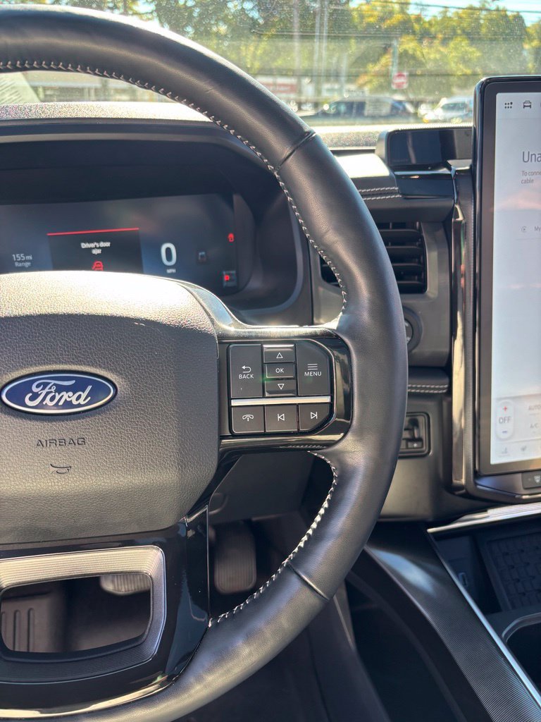 Used 2024 Ford F150 Lightning Platinum AWD/4WD image 18