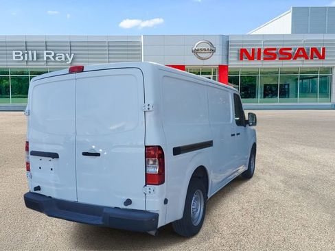 Used 2021 Nissan NV 1500 S image 4