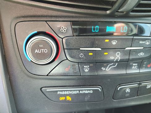 Used 2018 Ford Escape SEL FWD image 25