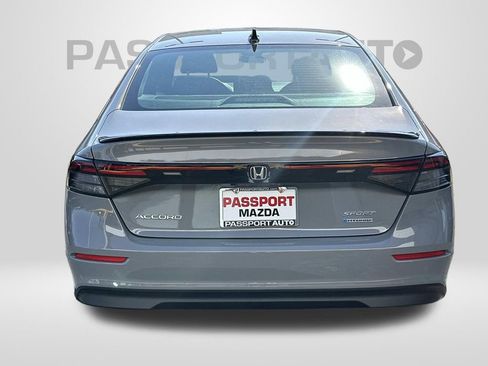 Used 2025 Honda Accord Sport image 3