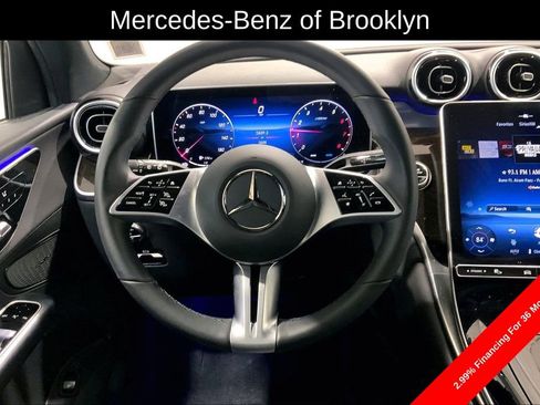 Certified 2025 Mercedes-Benz GLC 300 4MATIC image 5
