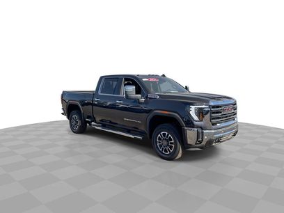 New 2025 GMC Sierra 2500 SLT w/ SLT Premium Package