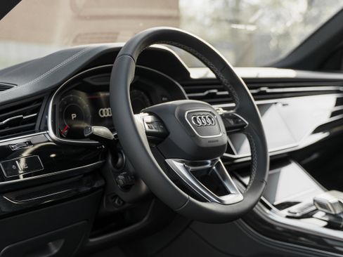 New 2026 Audi Q8 Premium Plus image 9