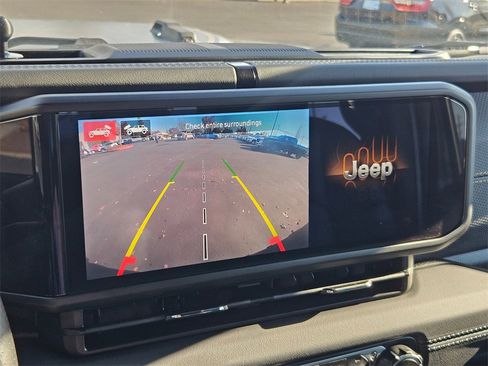 Used 2024 Jeep Wrangler Rubicon 392 image 21