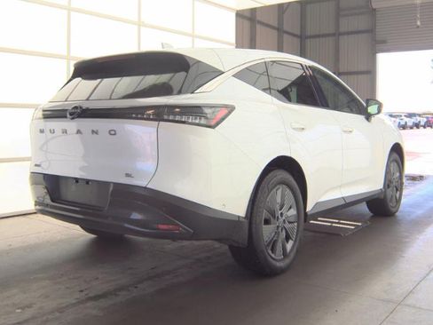 Used 2025 Nissan Murano SL AWD/4WD image 3