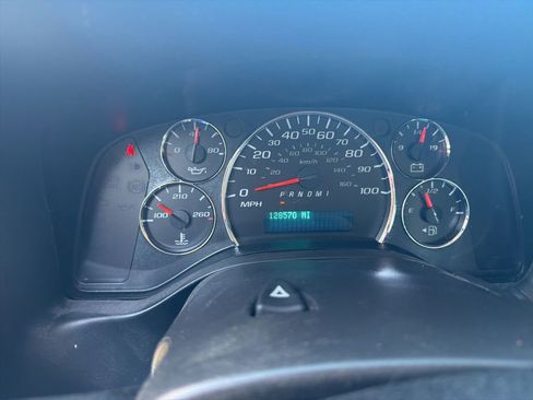 Used 2016 GMC Savana 2500 RWD image 4