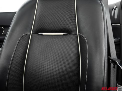 Used 2017 Rolls-Royce Dawn RWD image 41