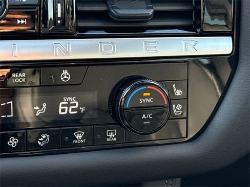 New 2026 Nissan Pathfinder Platinum image 29