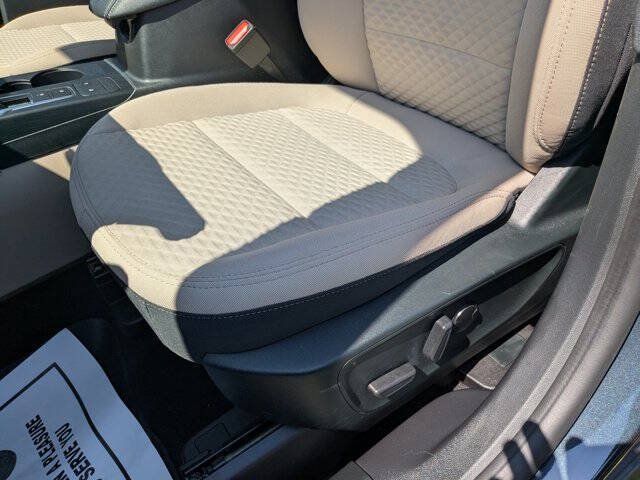 Used 2022 Ford Escape SE w/ Convenience Package AWD/4WD image 15