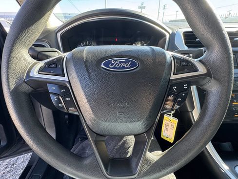 Used 2015 Ford Fusion S image 21