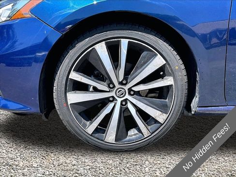 Used 2022 Nissan Altima 2.5 SR FWD image 9