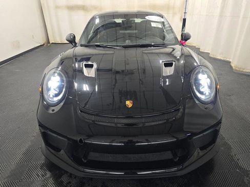 Used 2019 Porsche 911 GT3 RS image 2