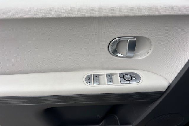 Certified 2024 Hyundai Ioniq 5 SEL RWD image 13