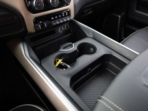 Used 2022 RAM 2500 Laramie image 24