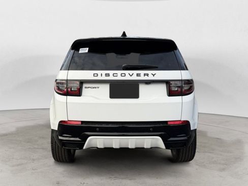 New 2026 Land Rover Discovery Sport Landmark image 5