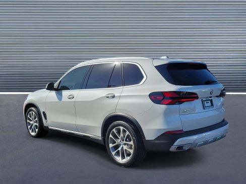 Used 2025 BMW X5 sDrive40i RWD image 4