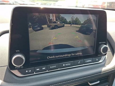 Certified 2024 Nissan Rogue SV w/ SV Premium Package FWD image 20