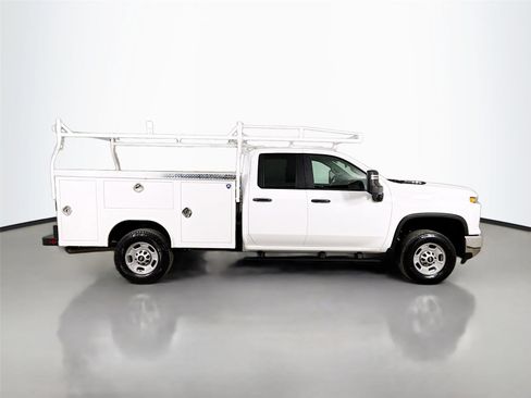 Used 2024 Chevrolet Silverado 2500 W/T w/ WT Convenience Package image 9