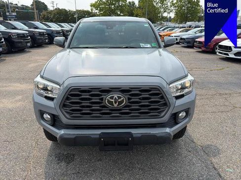 Used 2020 Toyota Tacoma TRD Off-Road AWD/4WD image 2